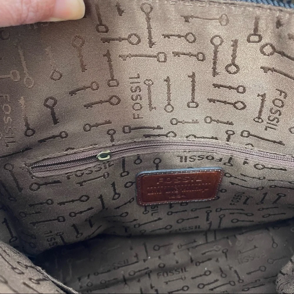 Fossil Vintage Reissue Leather Satchel Purse - Key details